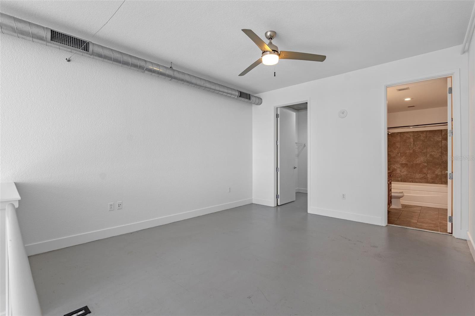 150 E ROBINSON ST #1023, ORLANDO, FL, 32801