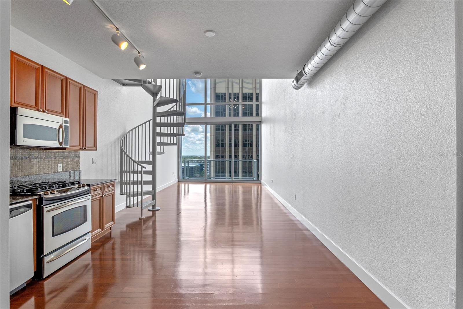 150 E ROBINSON ST #1023, ORLANDO, FL, 32801