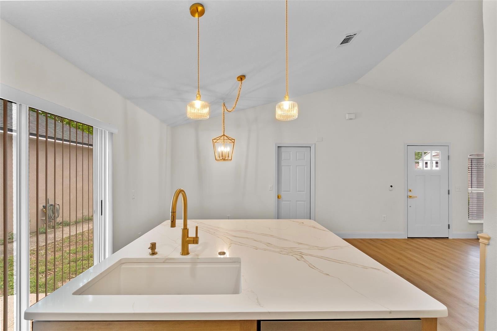 369 PLACID LAKE DR, SANFORD, FL, 32773