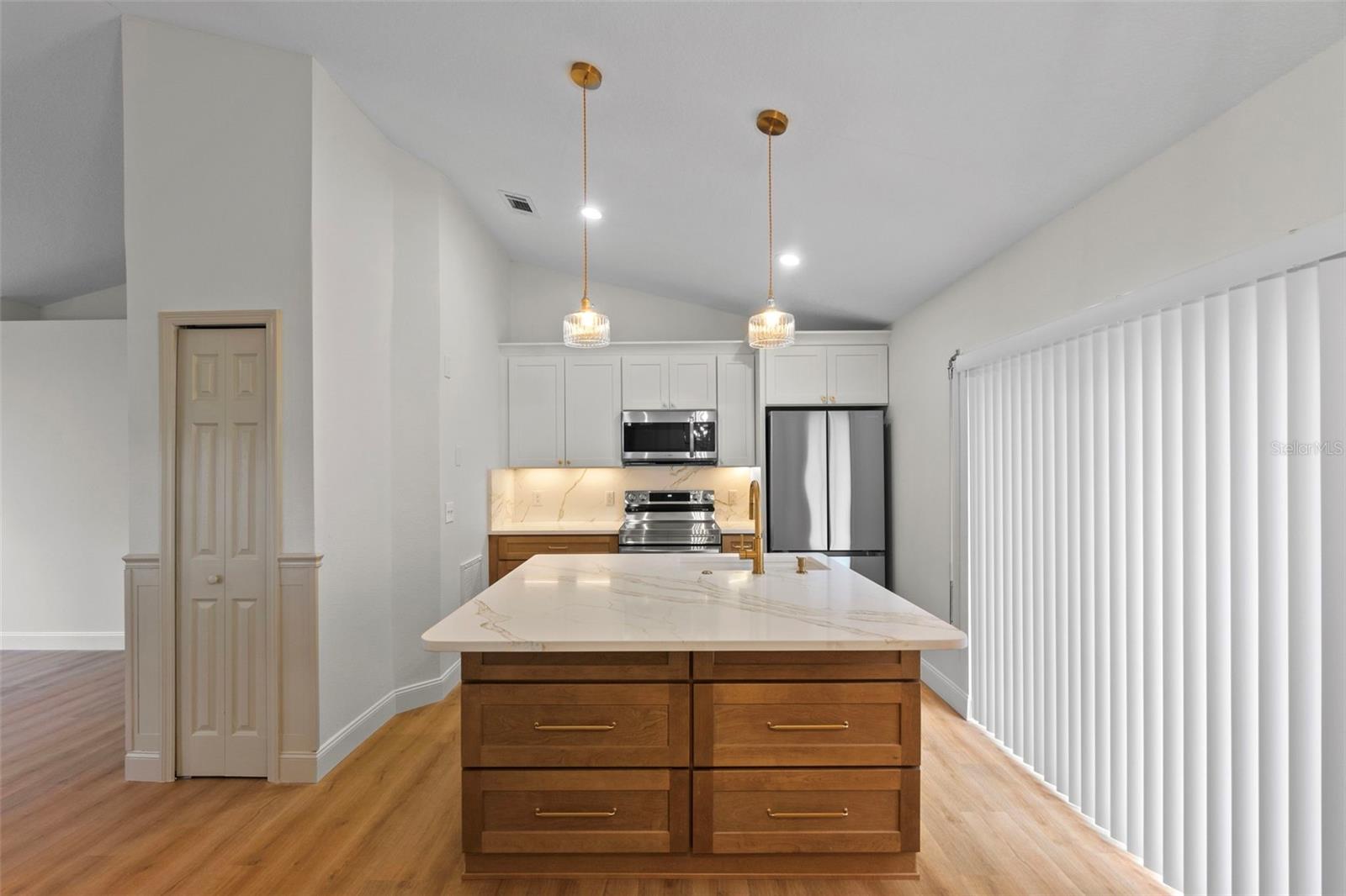 369 PLACID LAKE DR, SANFORD, FL, 32773