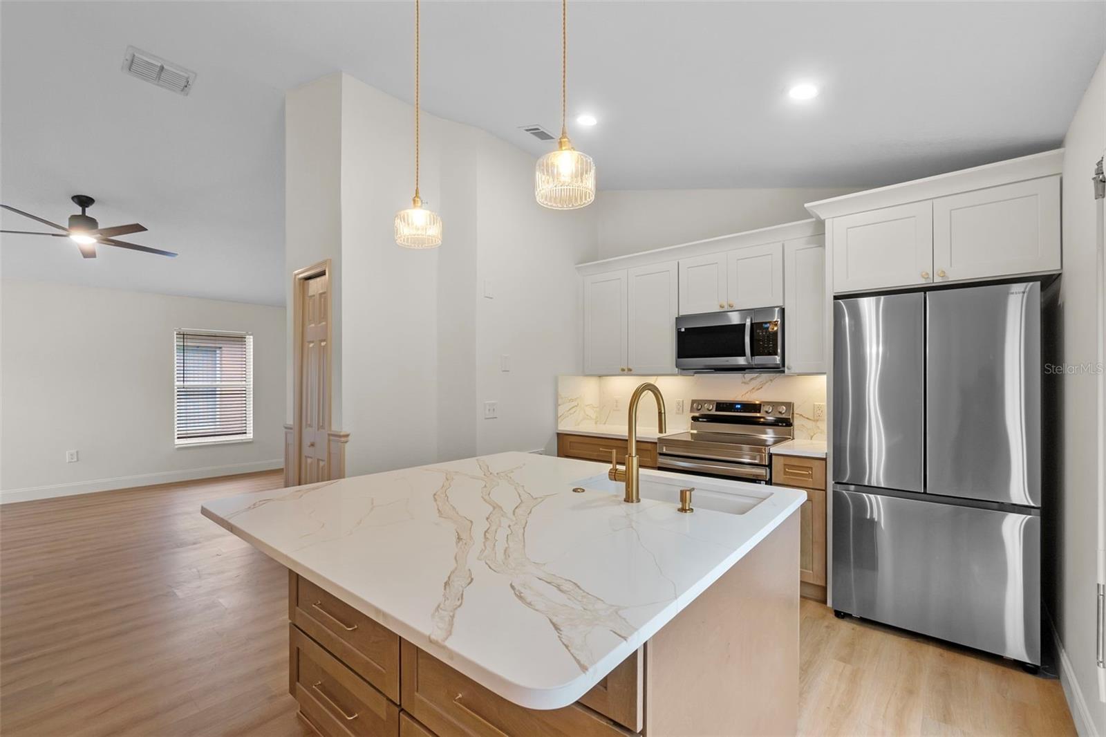 369 PLACID LAKE DR, SANFORD, FL, 32773