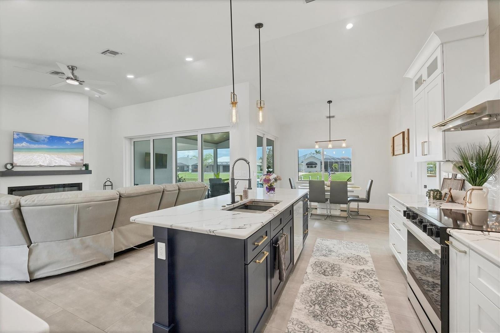 15610 STAUNTON CIR, PORT CHARLOTTE, FL, 33981