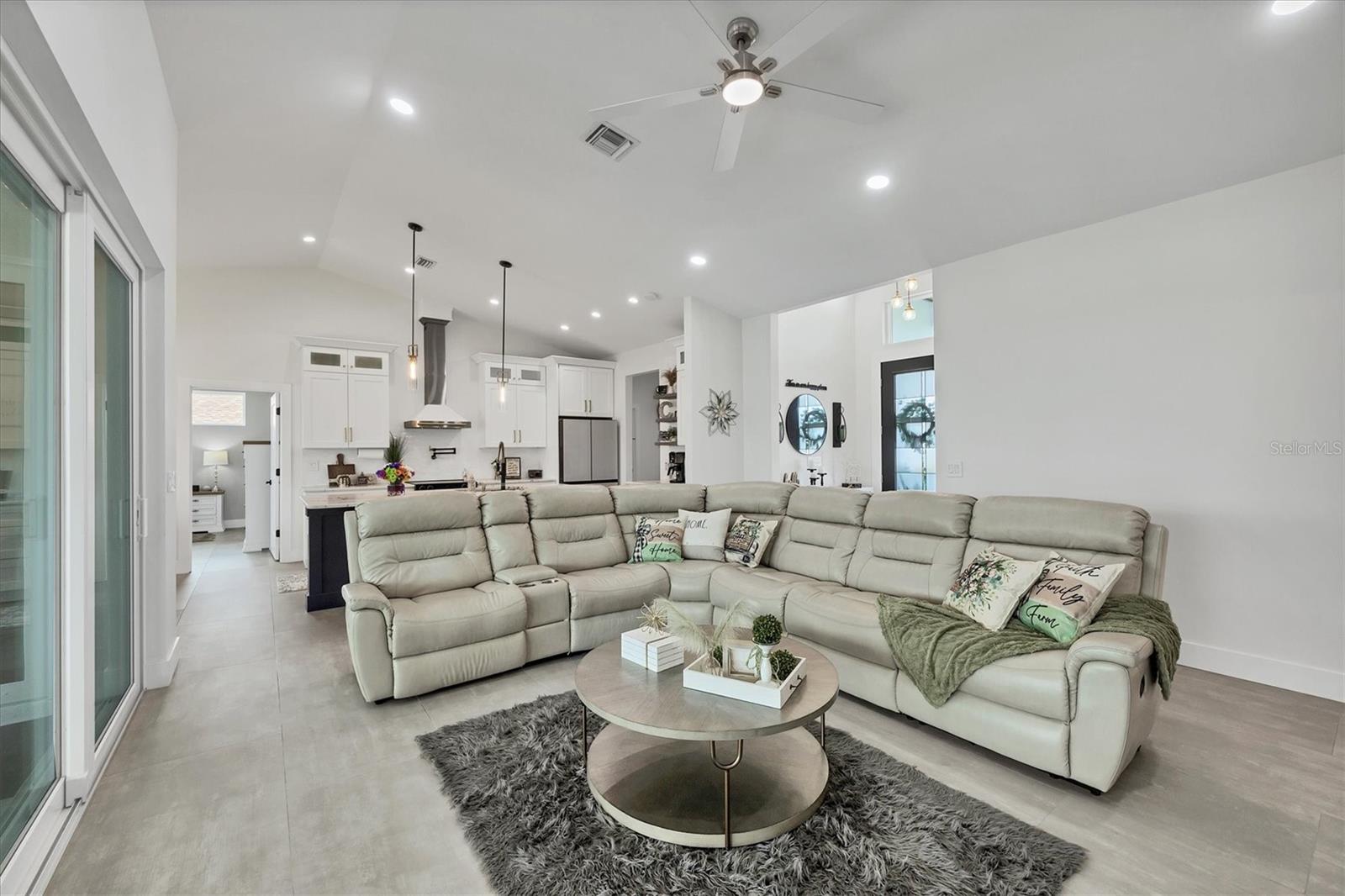 15610 STAUNTON CIR, PORT CHARLOTTE, FL, 33981