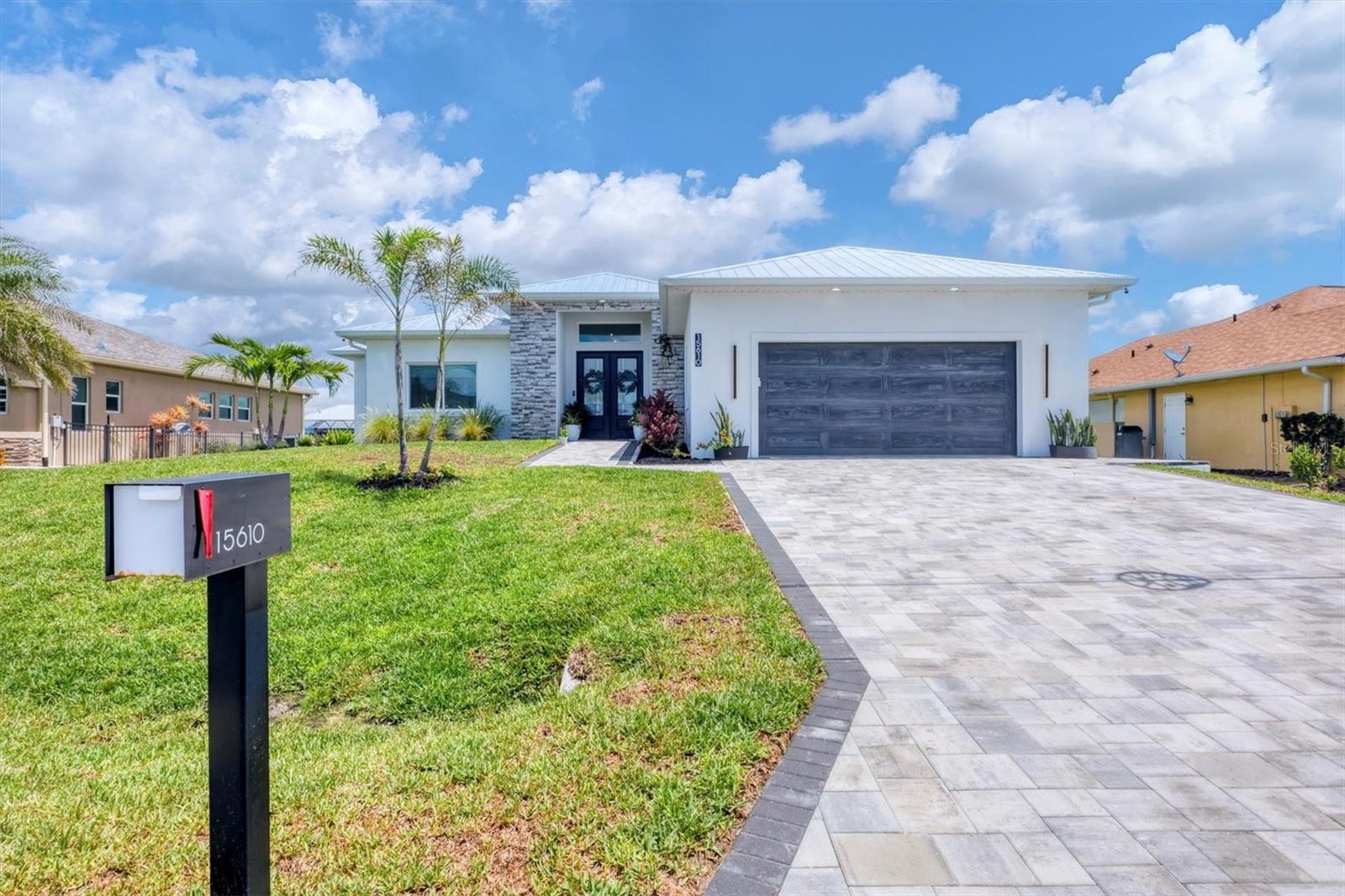 15610 STAUNTON CIR, PORT CHARLOTTE, FL, 33981