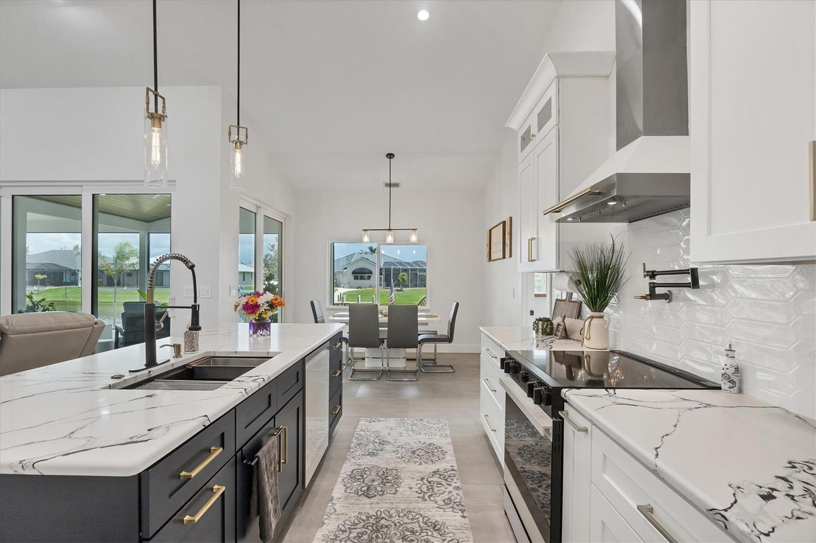 15610 STAUNTON CIR, PORT CHARLOTTE, FL, 33981