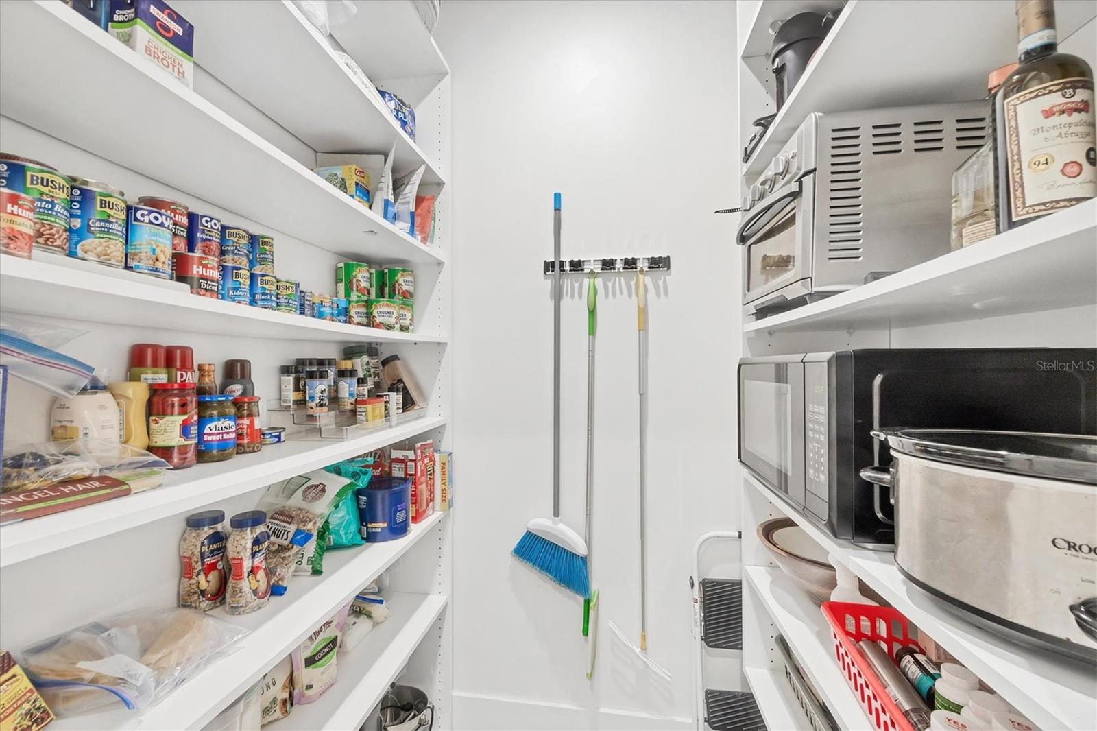 15610 STAUNTON CIR, PORT CHARLOTTE, FL, 33981