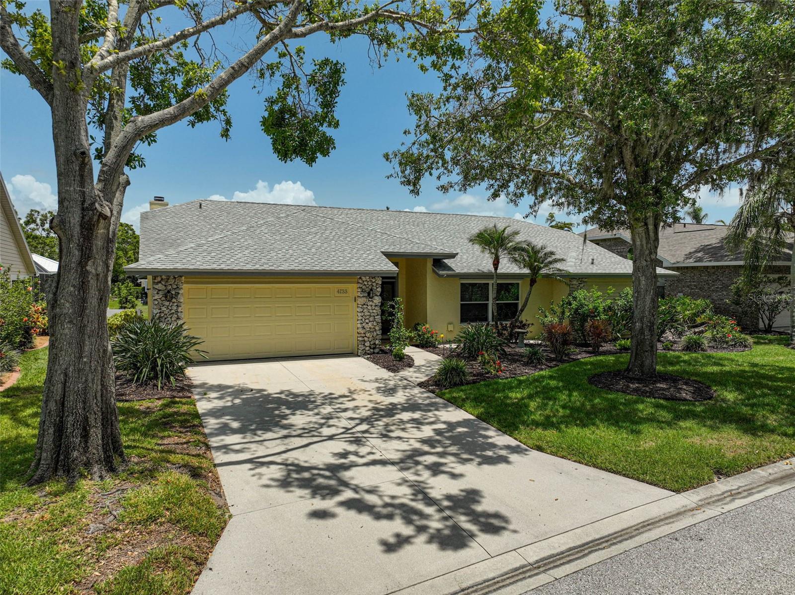 A4655503 Property Photo