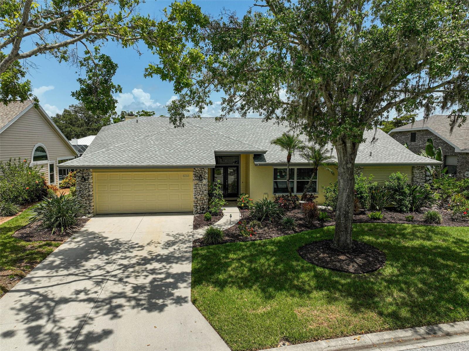 A4655503 Property Photo