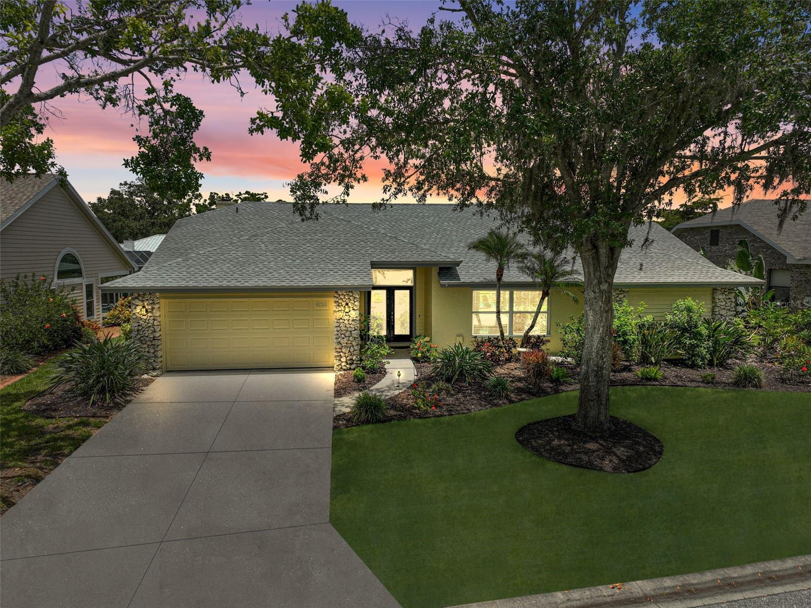 A4655503 Property Photo