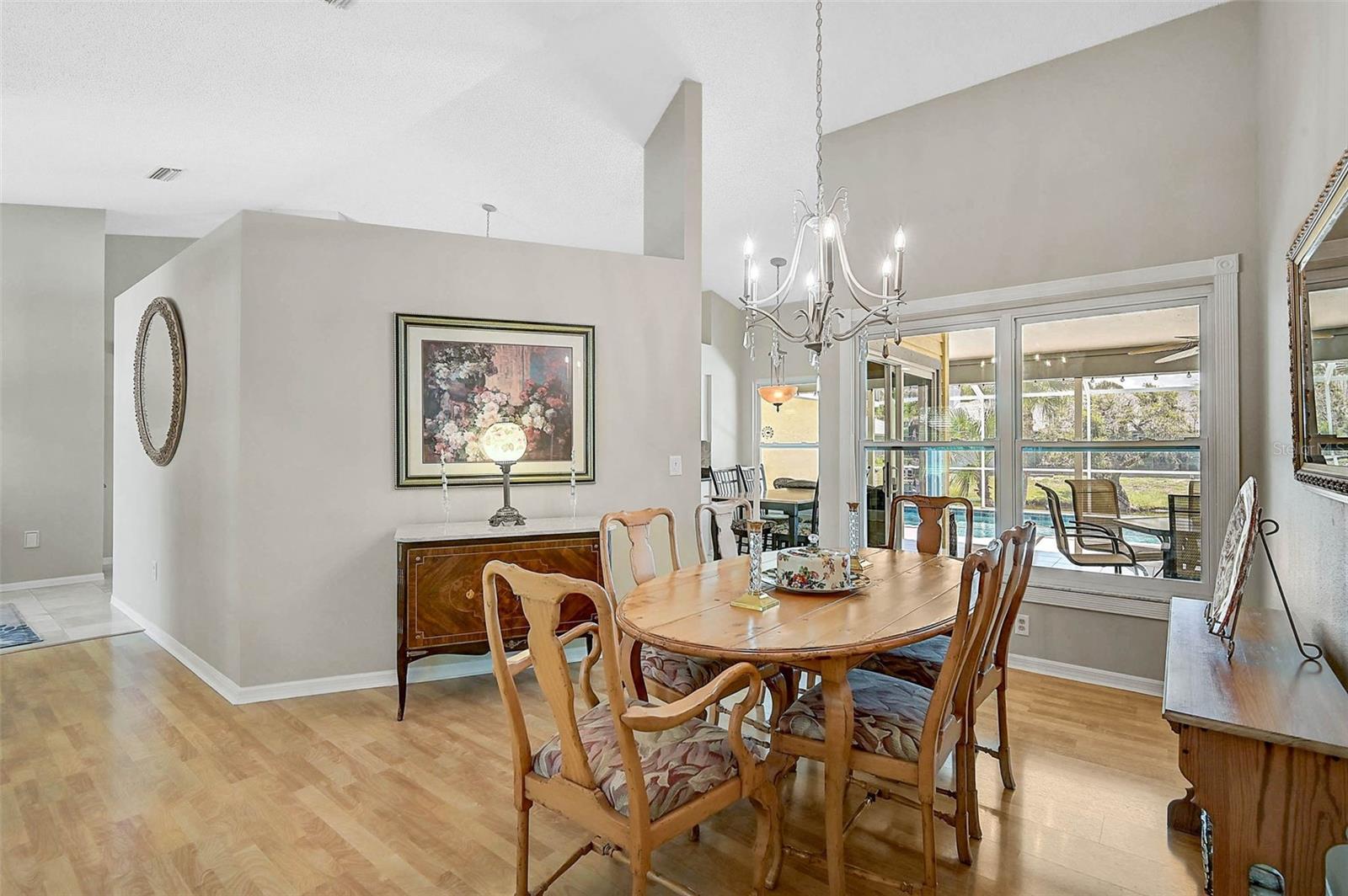 A4655503 Property Photo