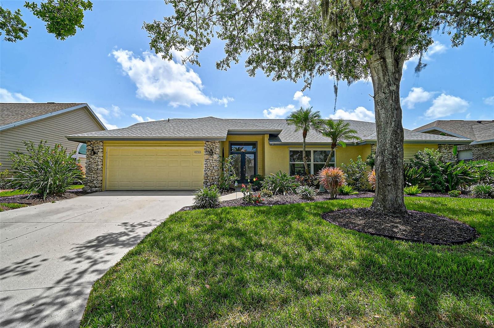 A4655503 Property Photo
