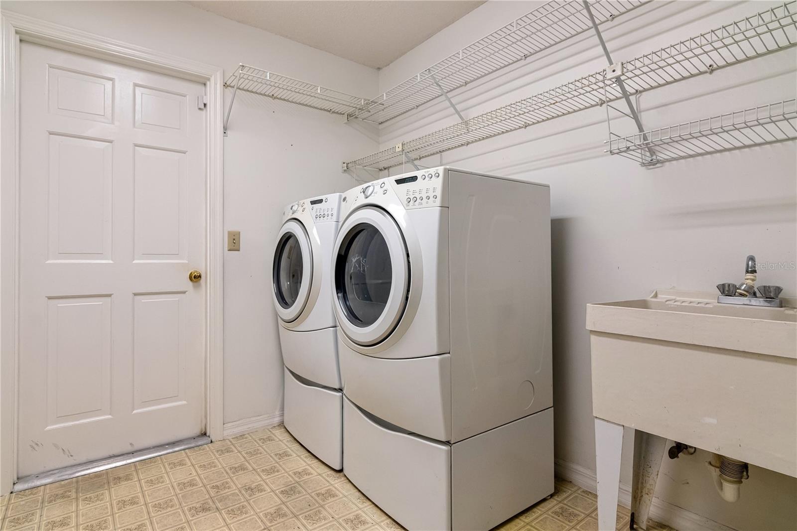 9108 N BAY BOULEVARD, ORLANDO, FL, 32819