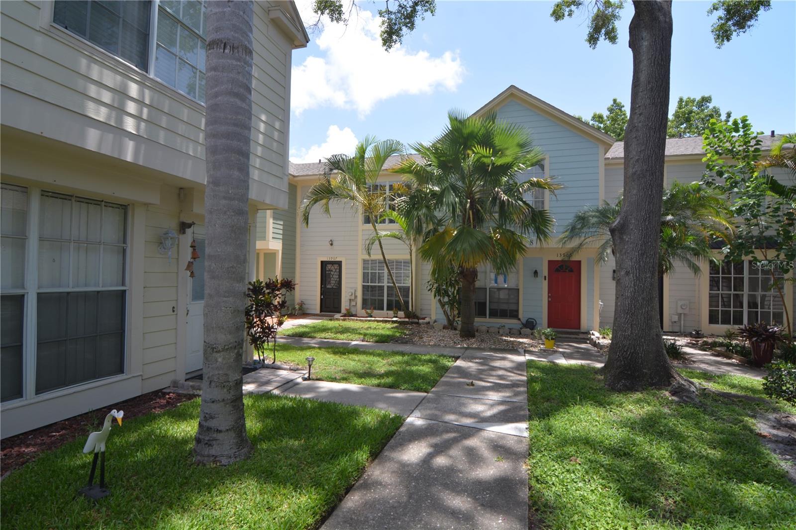 13907 FLETCHERS MILL DR, TAMPA, FL, 33613