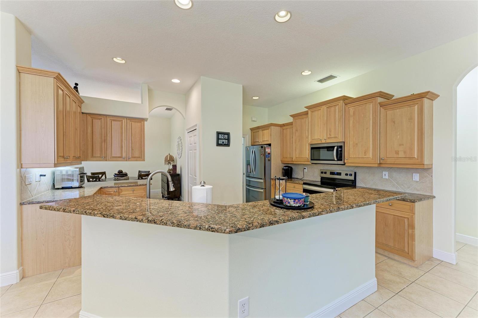 208 147TH ST NE, BRADENTON, FL, 34212