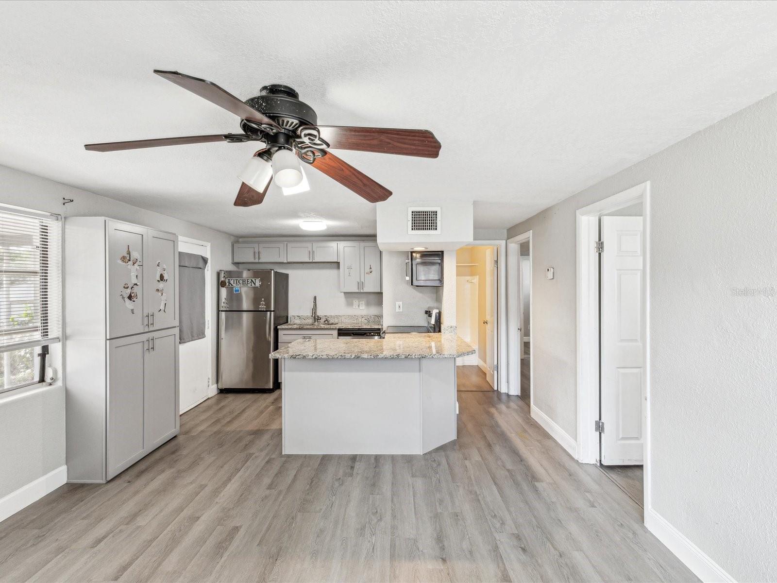 705 3RD AVE NE, LARGO, FL, 33770