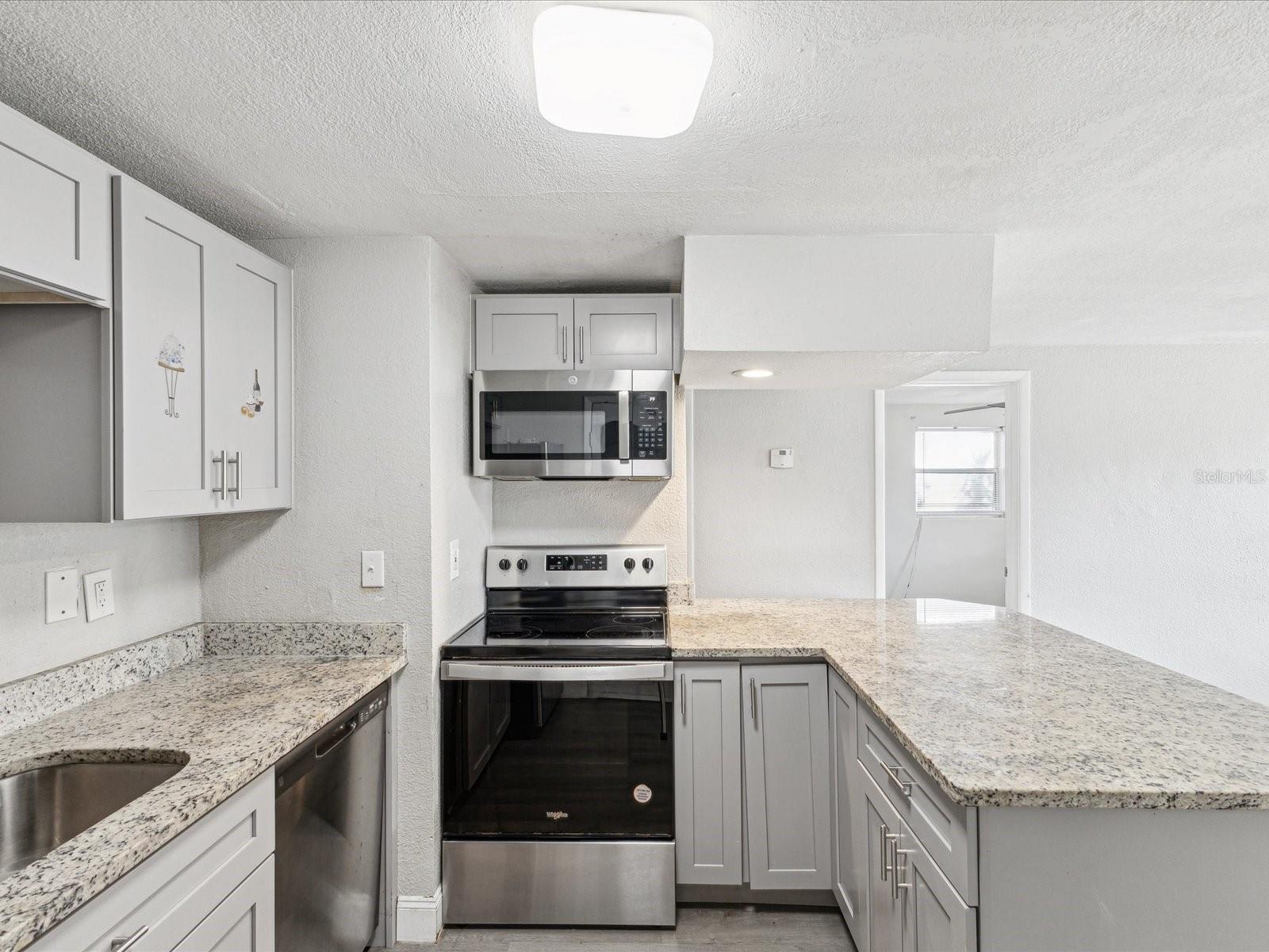 705 3RD AVE NE, LARGO, FL, 33770