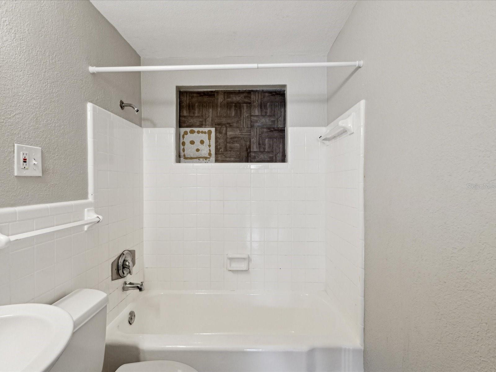 705 3RD AVE NE, LARGO, FL, 33770