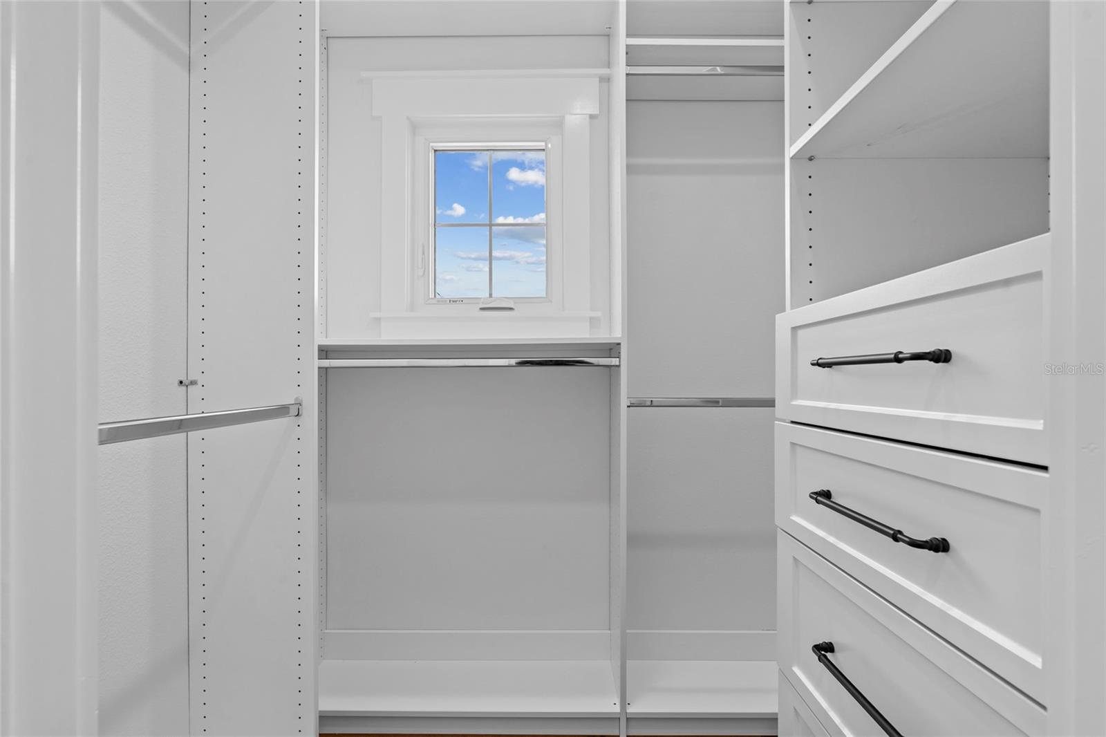 608 GROVE ST N, ST PETERSBURG, FL, 33701