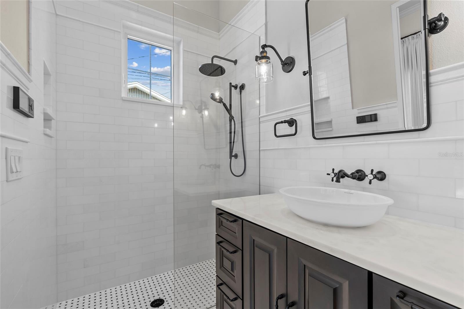 608 GROVE ST N, ST PETERSBURG, FL, 33701