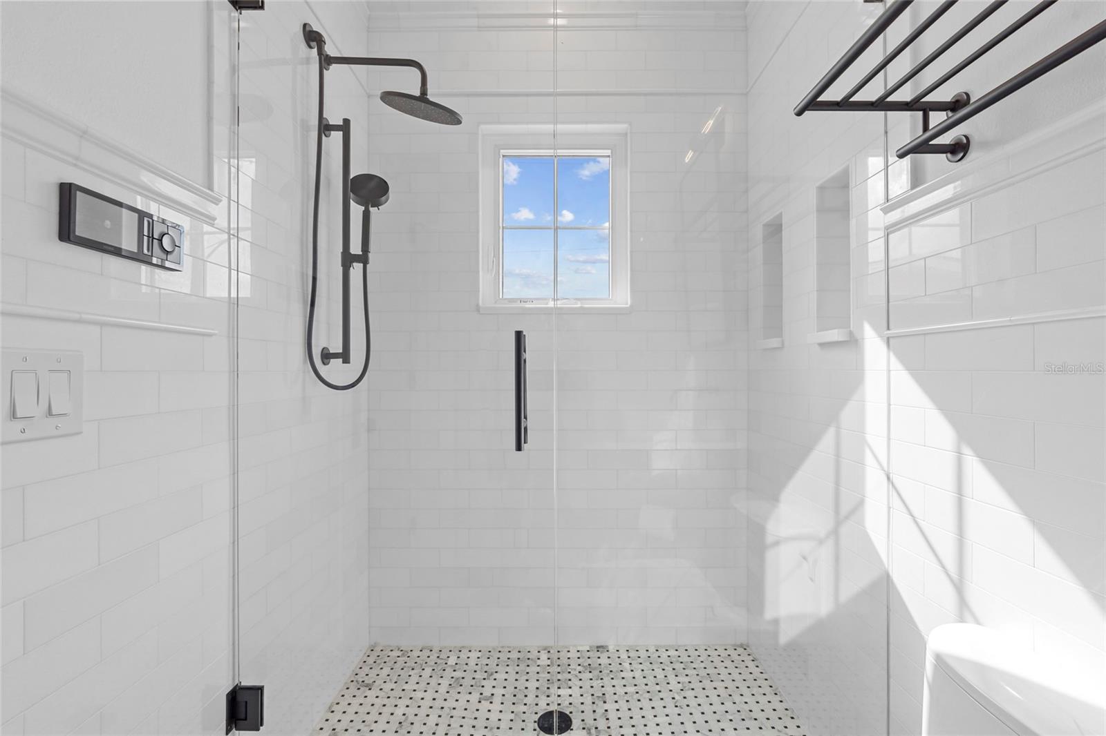 608 GROVE ST N, ST PETERSBURG, FL, 33701