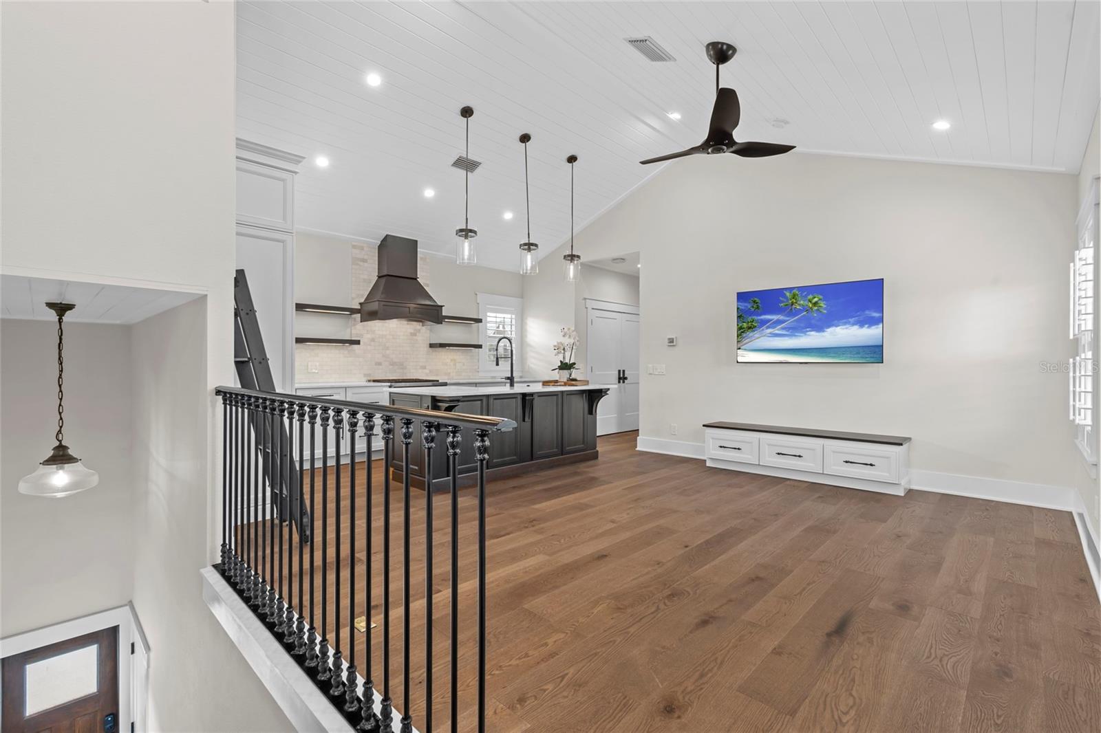 608 GROVE ST N, ST PETERSBURG, FL, 33701