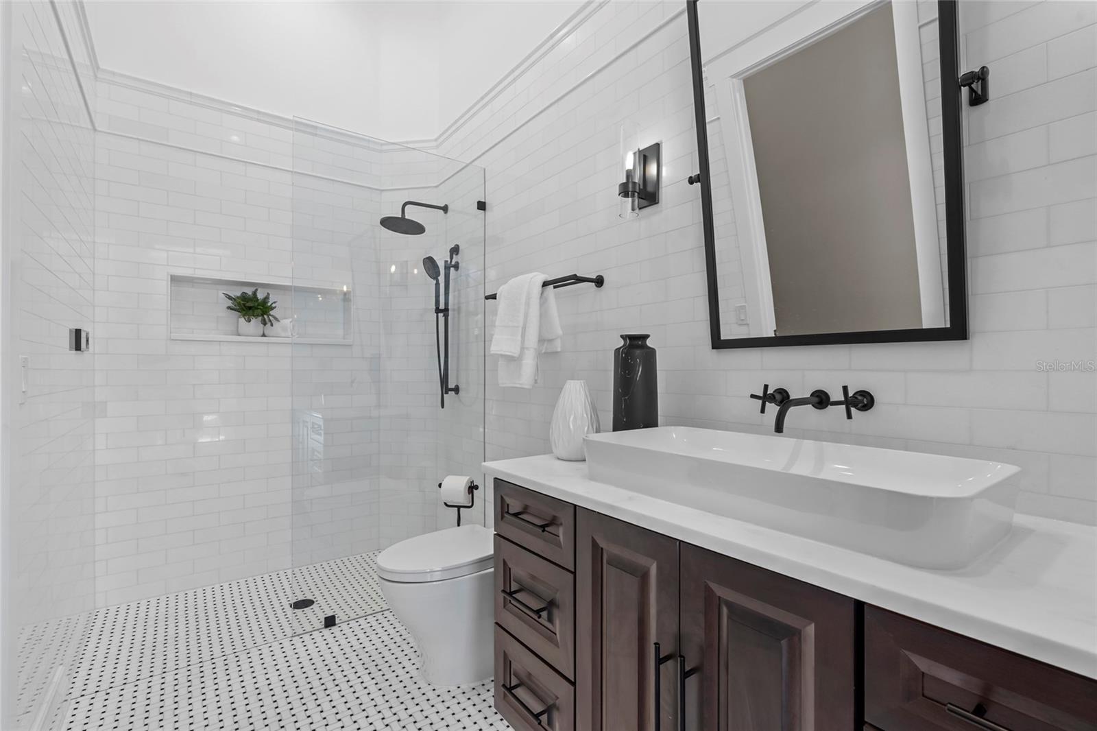 608 GROVE ST N, ST PETERSBURG, FL, 33701