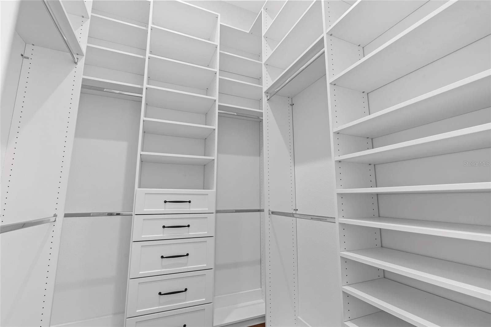 608 GROVE ST N, ST PETERSBURG, FL, 33701