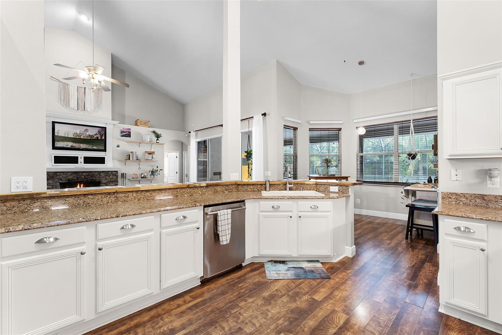 806 SPRING ISLAND WAY, ORLANDO, FL, 32828