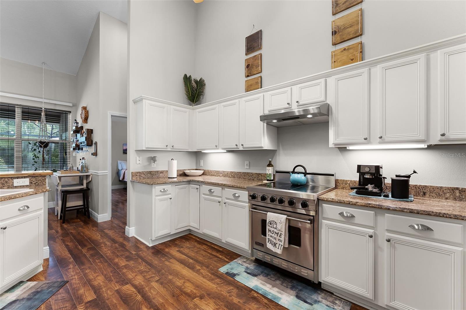 806 SPRING ISLAND WAY, ORLANDO, FL, 32828