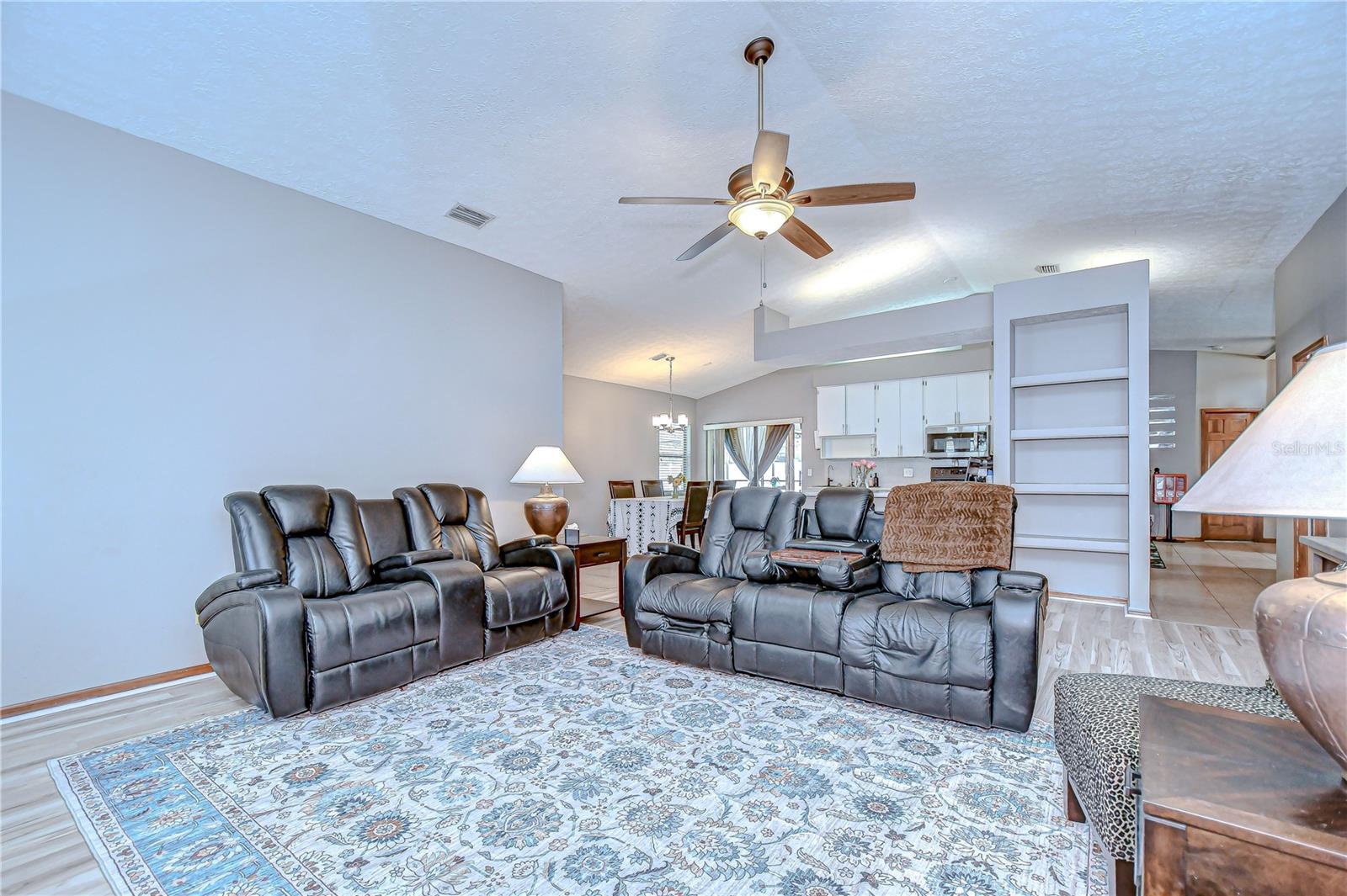 4211 ELBA PL, VALRICO, FL, 33596