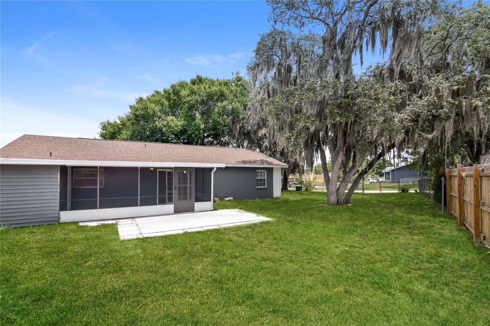 248 LAKE THOMAS DR, WINTER HAVEN, FL, 33880