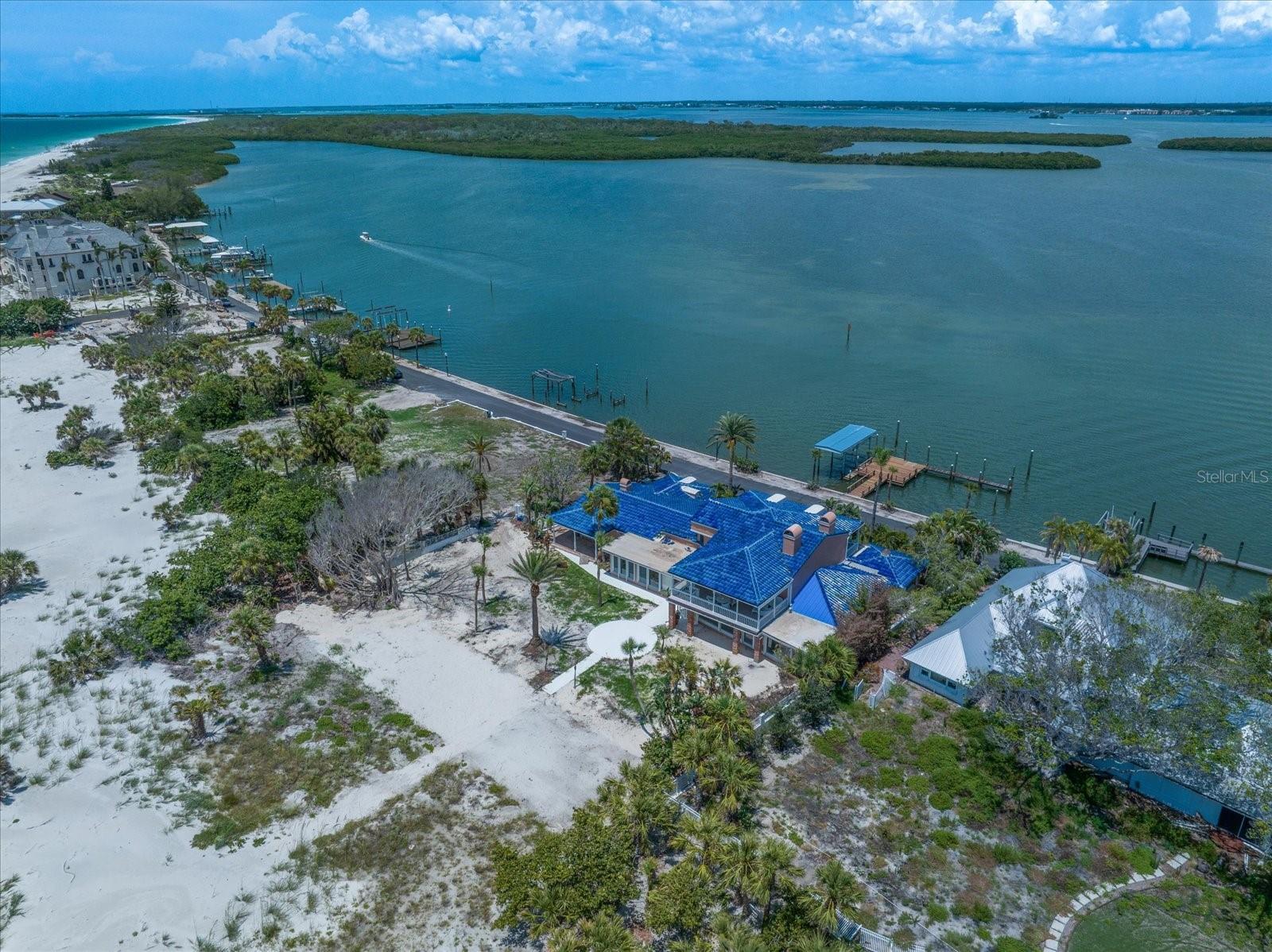 TB8395604 Property Photo