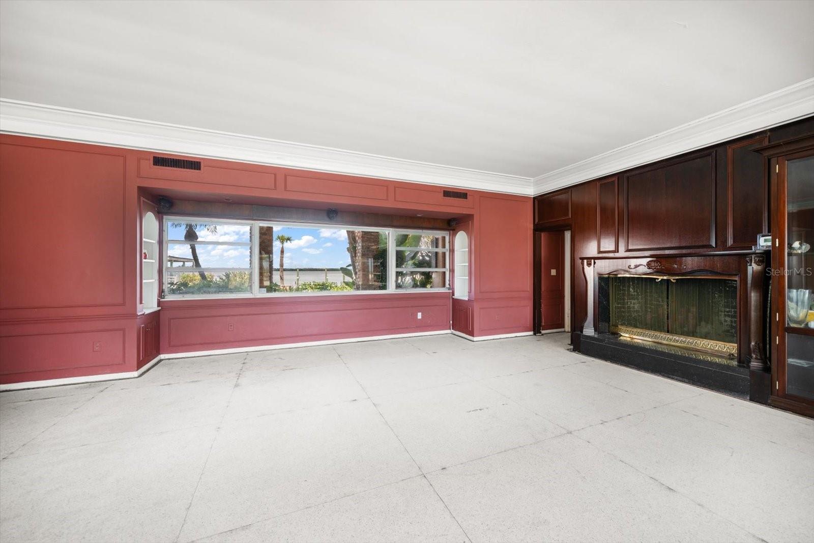 TB8395604 Property Photo