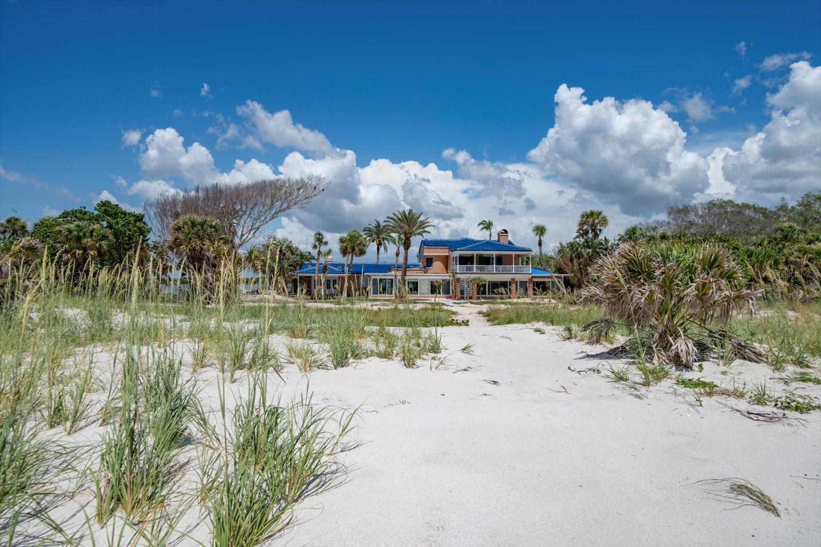 TB8395604 Property Photo