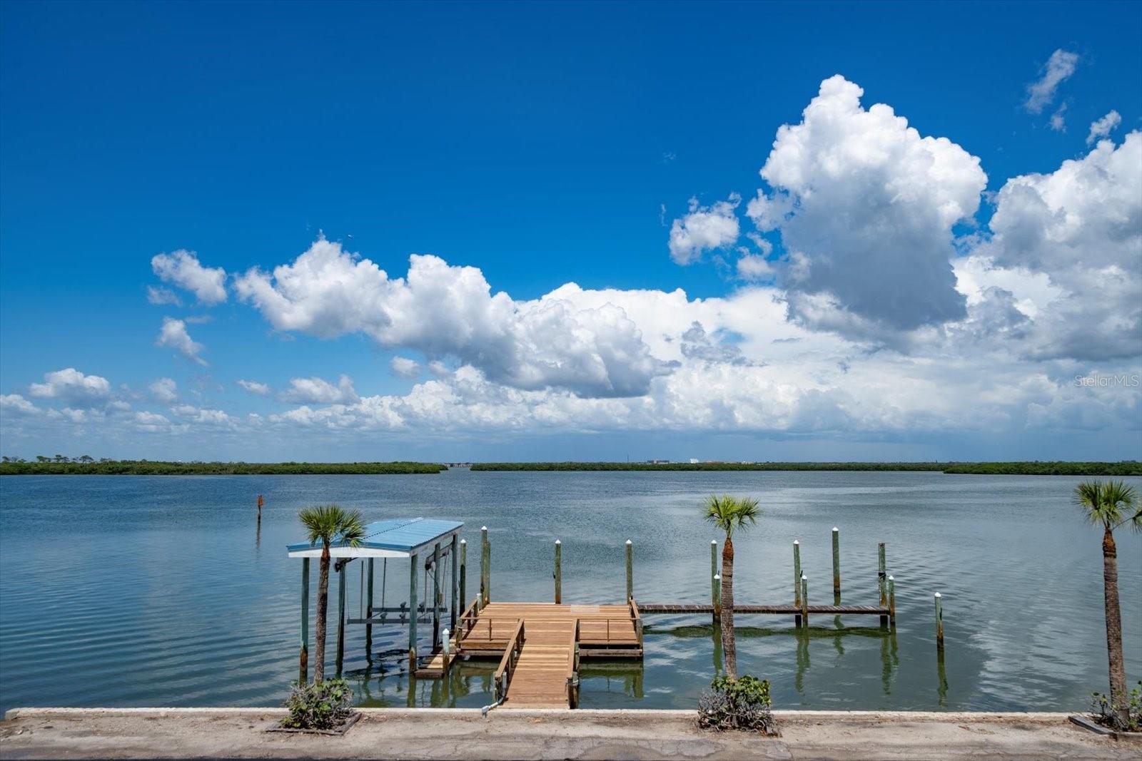 TB8395604 Property Photo