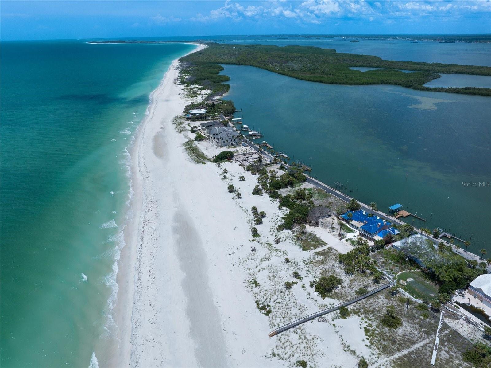 TB8395604 Property Photo