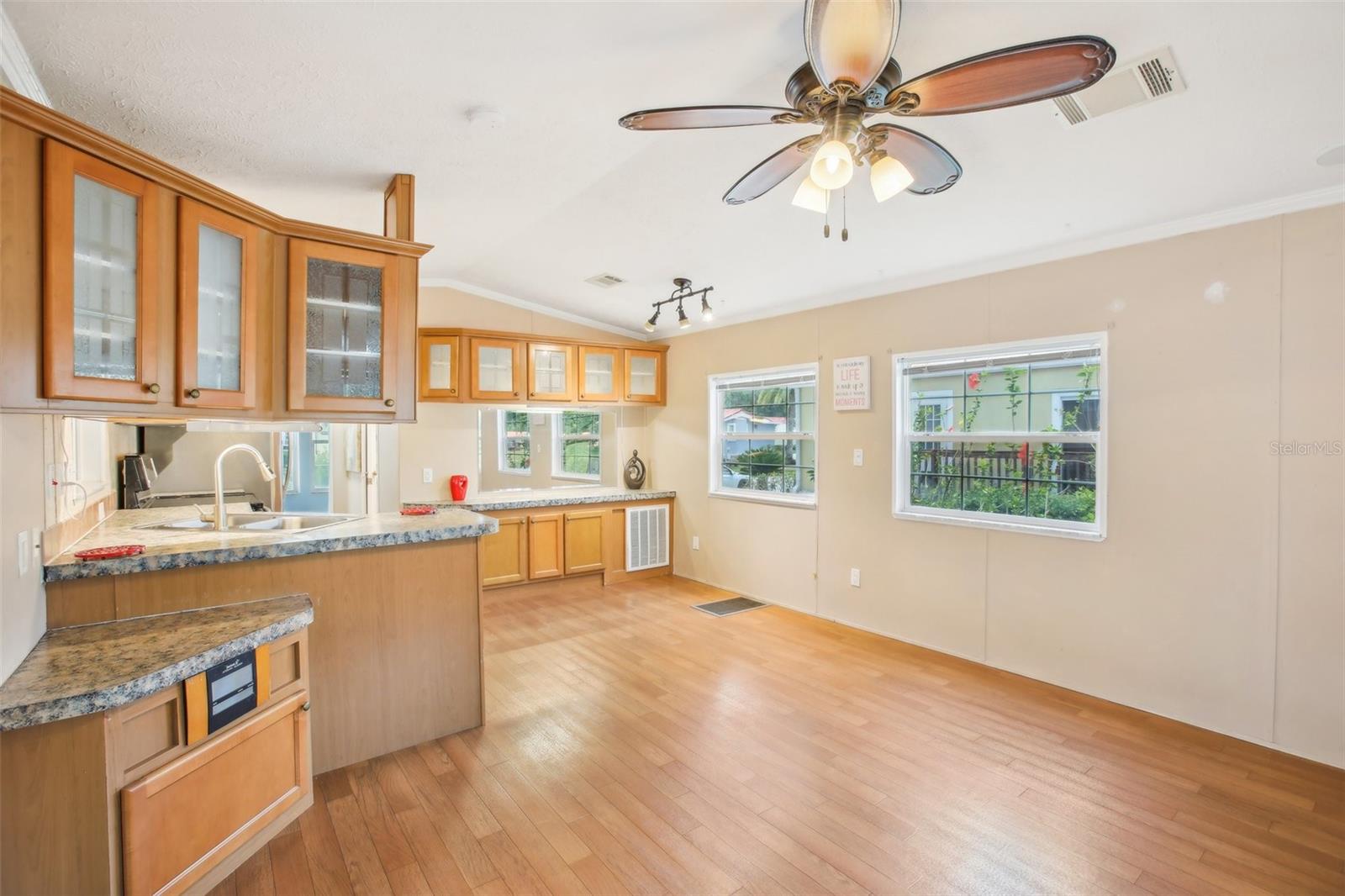 6621 LA MESA RD, LAND O LAKES, FL, 34637