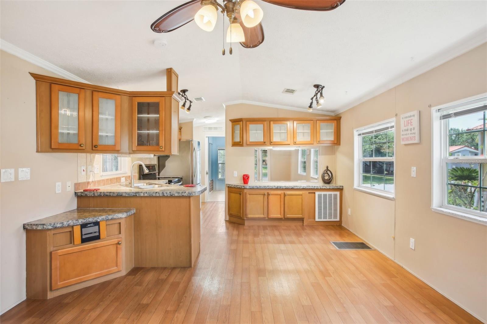 6621 LA MESA RD, LAND O LAKES, FL, 34637