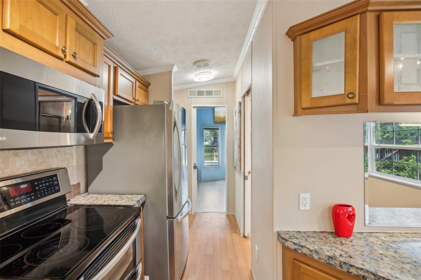 6621 LA MESA RD, LAND O LAKES, FL, 34637