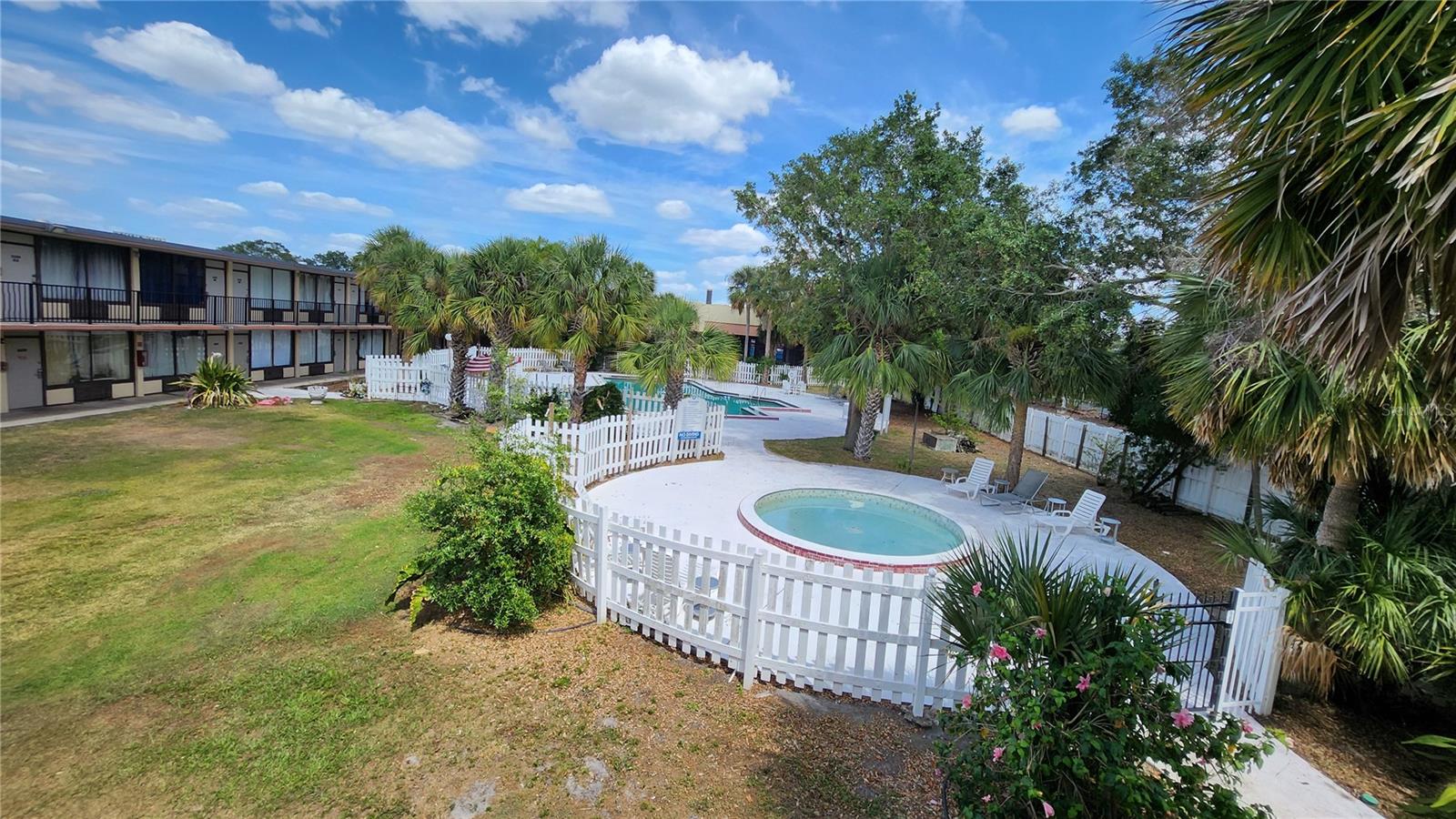 S5128793 Property Photo