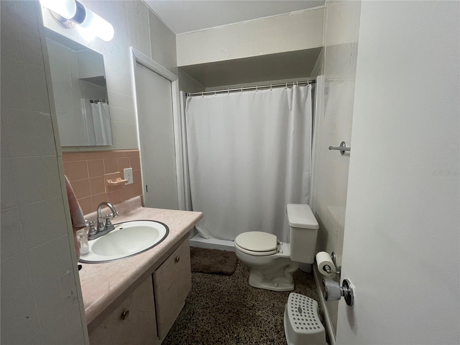 9218 N 52ND ST, TAMPA, FL, 33617