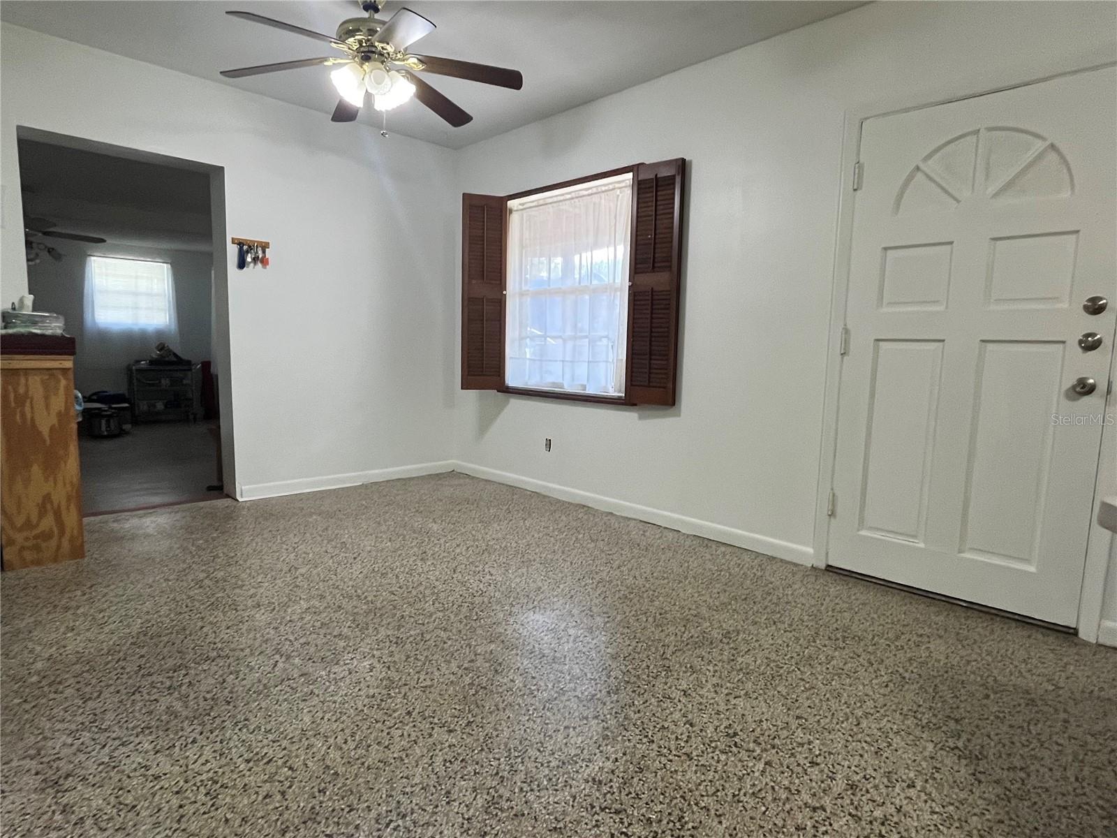 9218 N 52ND ST, TAMPA, FL, 33617