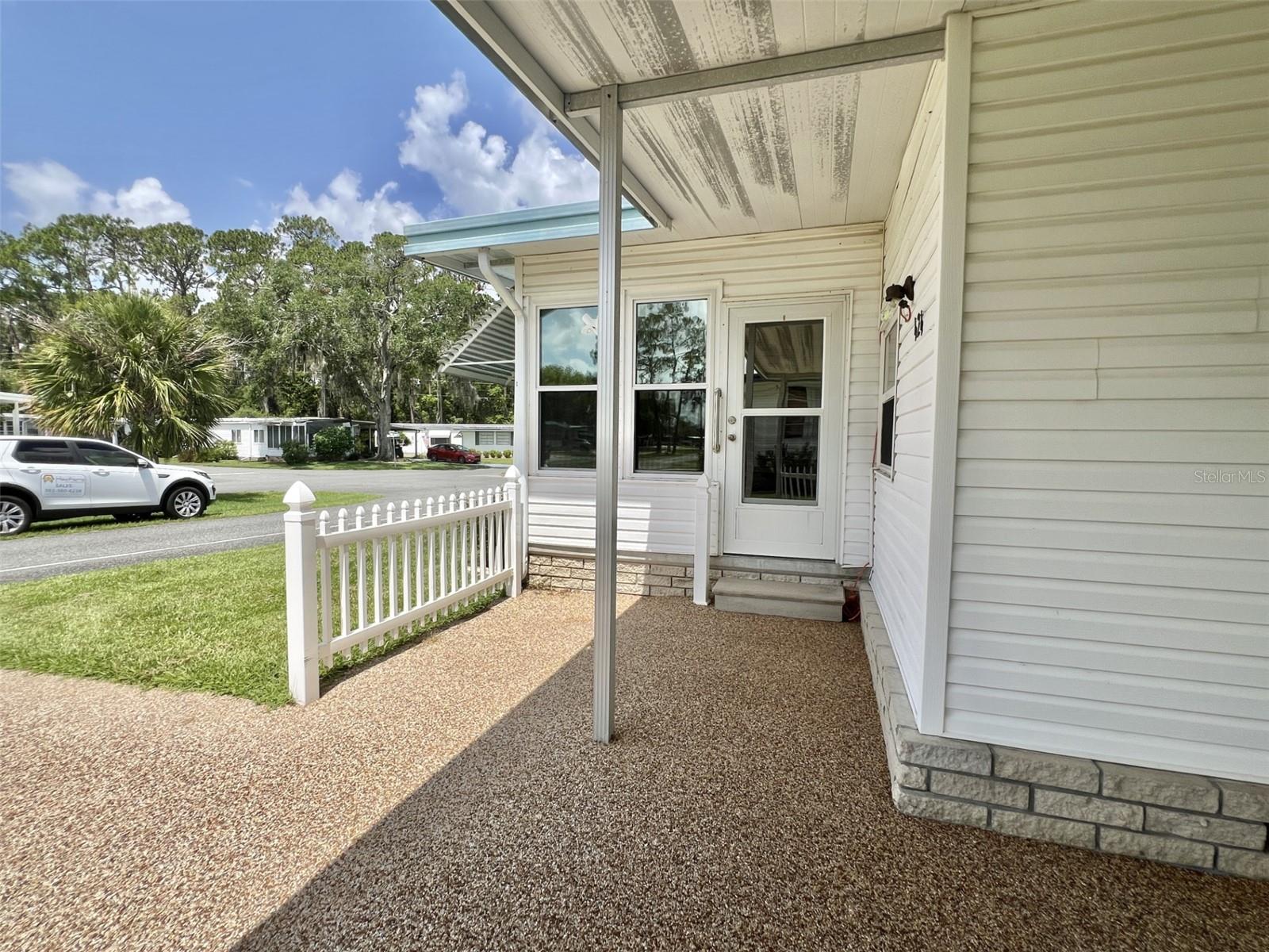 424 HAWTHORNE BLVD, LEESBURG, FL, 34748