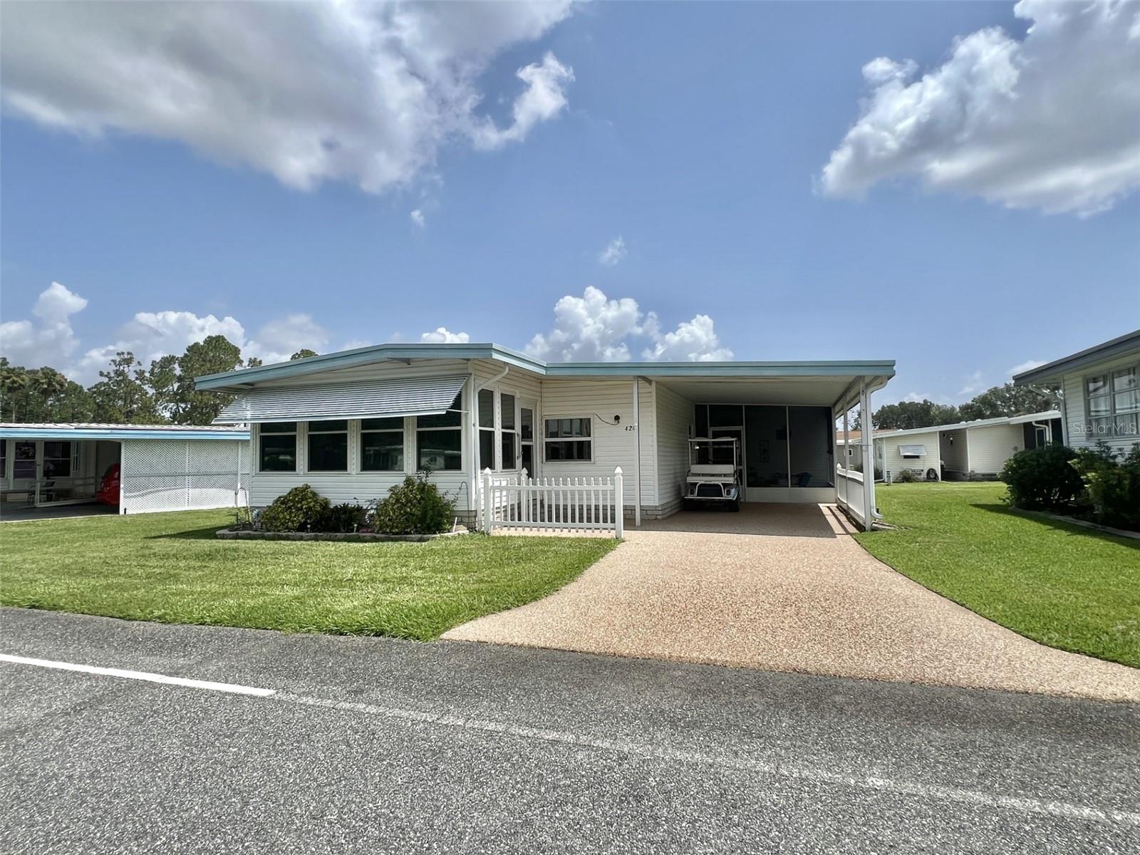 424 HAWTHORNE BLVD, LEESBURG, FL, 34748