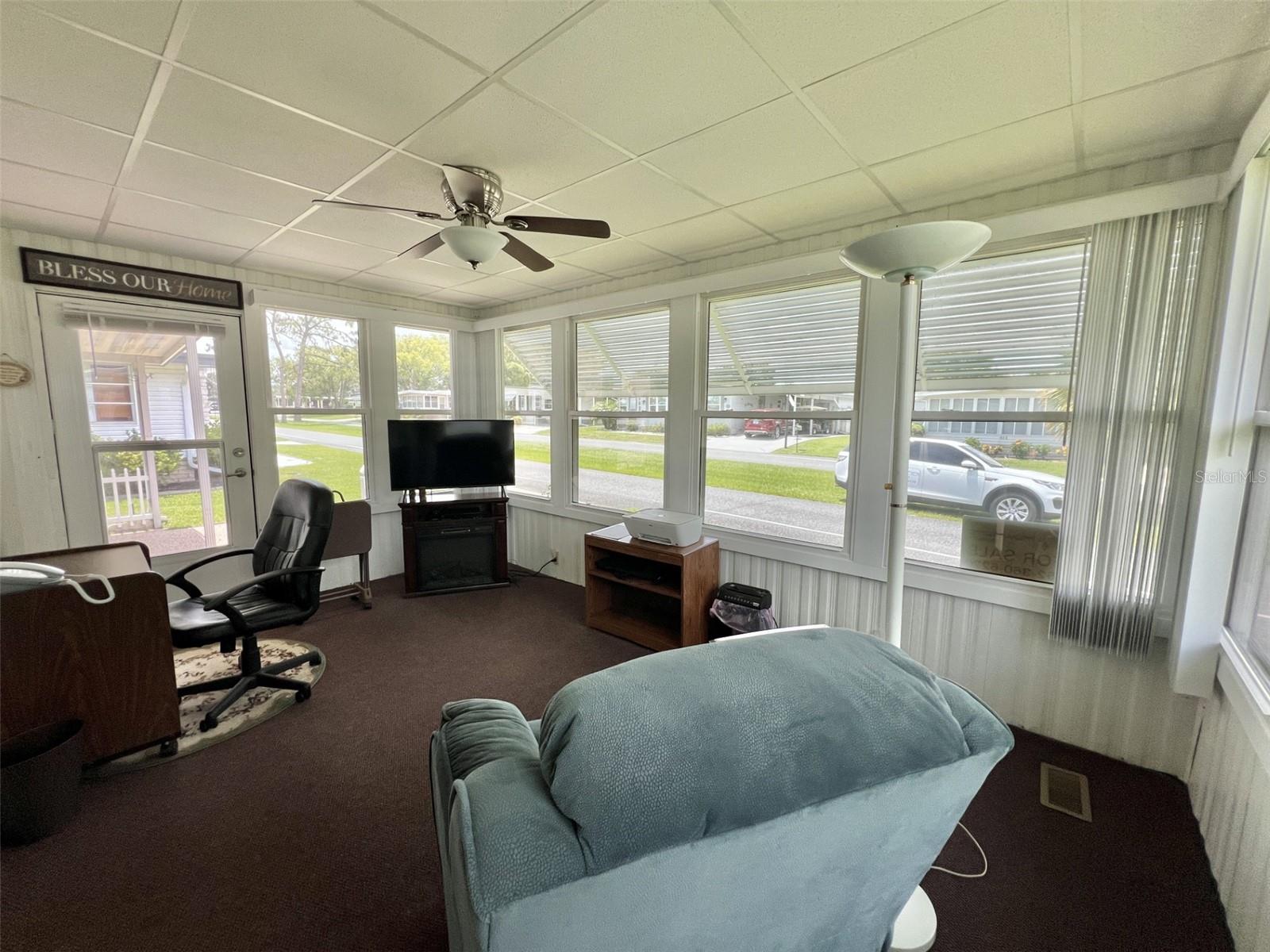 424 HAWTHORNE BLVD, LEESBURG, FL, 34748