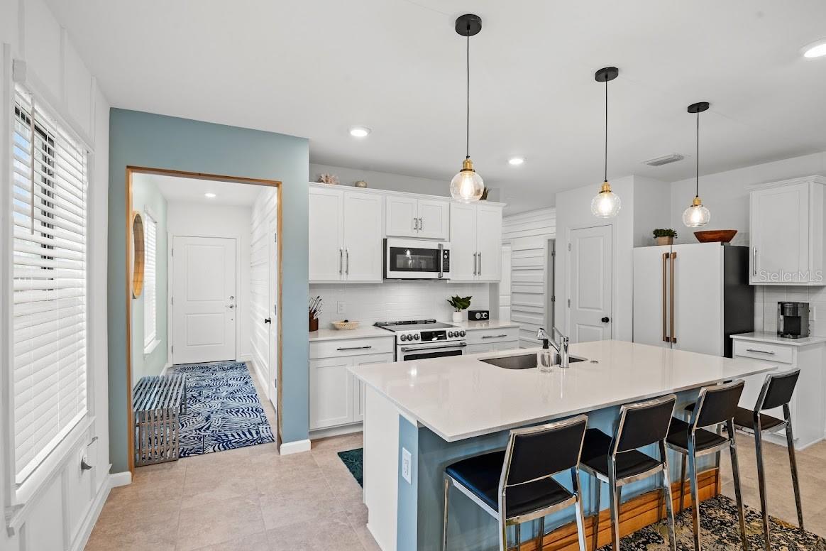 6563 SILVERSTAR DR, SARASOTA, FL, 34240