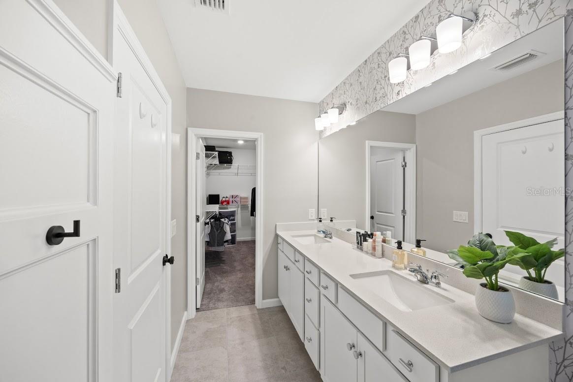 6563 SILVERSTAR DR, SARASOTA, FL, 34240