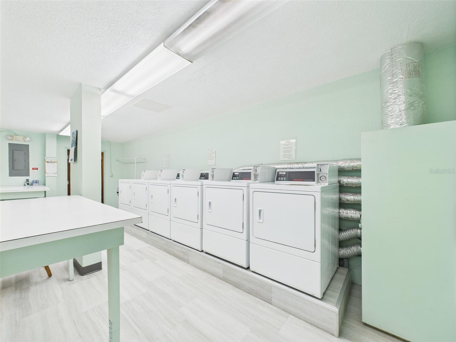 700 MIRROR TER NW #702, WINTER HAVEN, FL, 33881