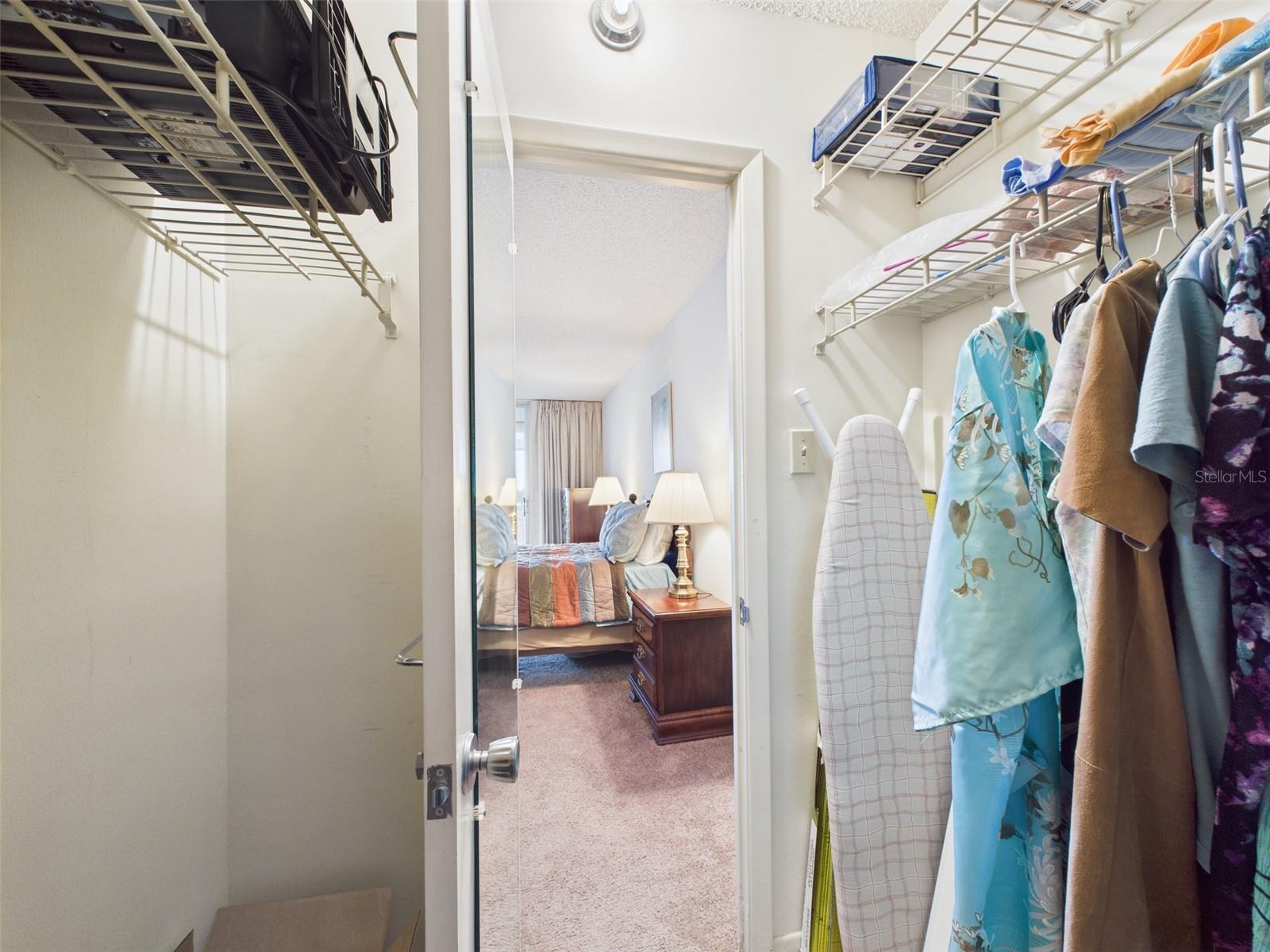 700 MIRROR TER NW #702, WINTER HAVEN, FL, 33881