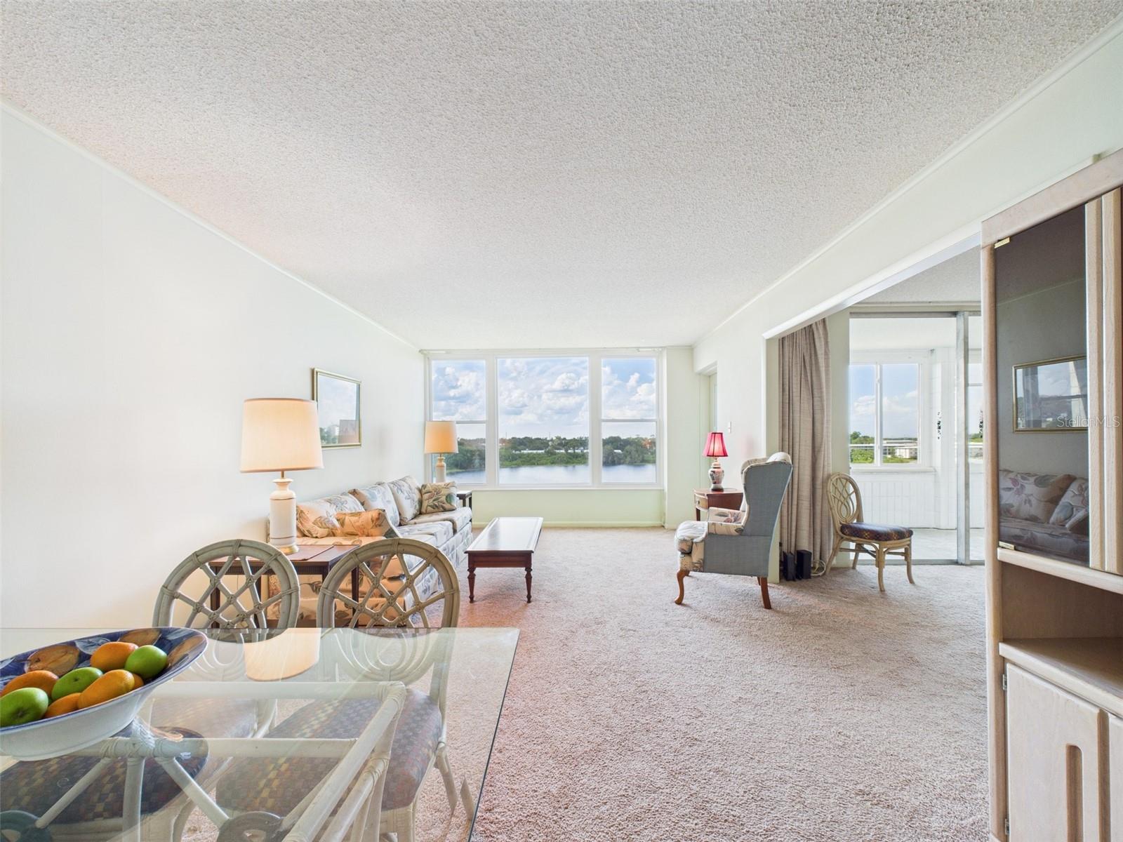 700 MIRROR TER NW #702, WINTER HAVEN, FL, 33881